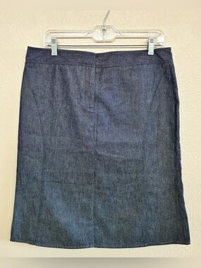 Express Woman’s Hourglass Dark Blue Denim Pencil Skirt
Size 11/12